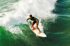 AYX官网-中甲俱乐部加大青训投入布局未来五年发展蓝图，中甲俱乐部靠什么赚钱